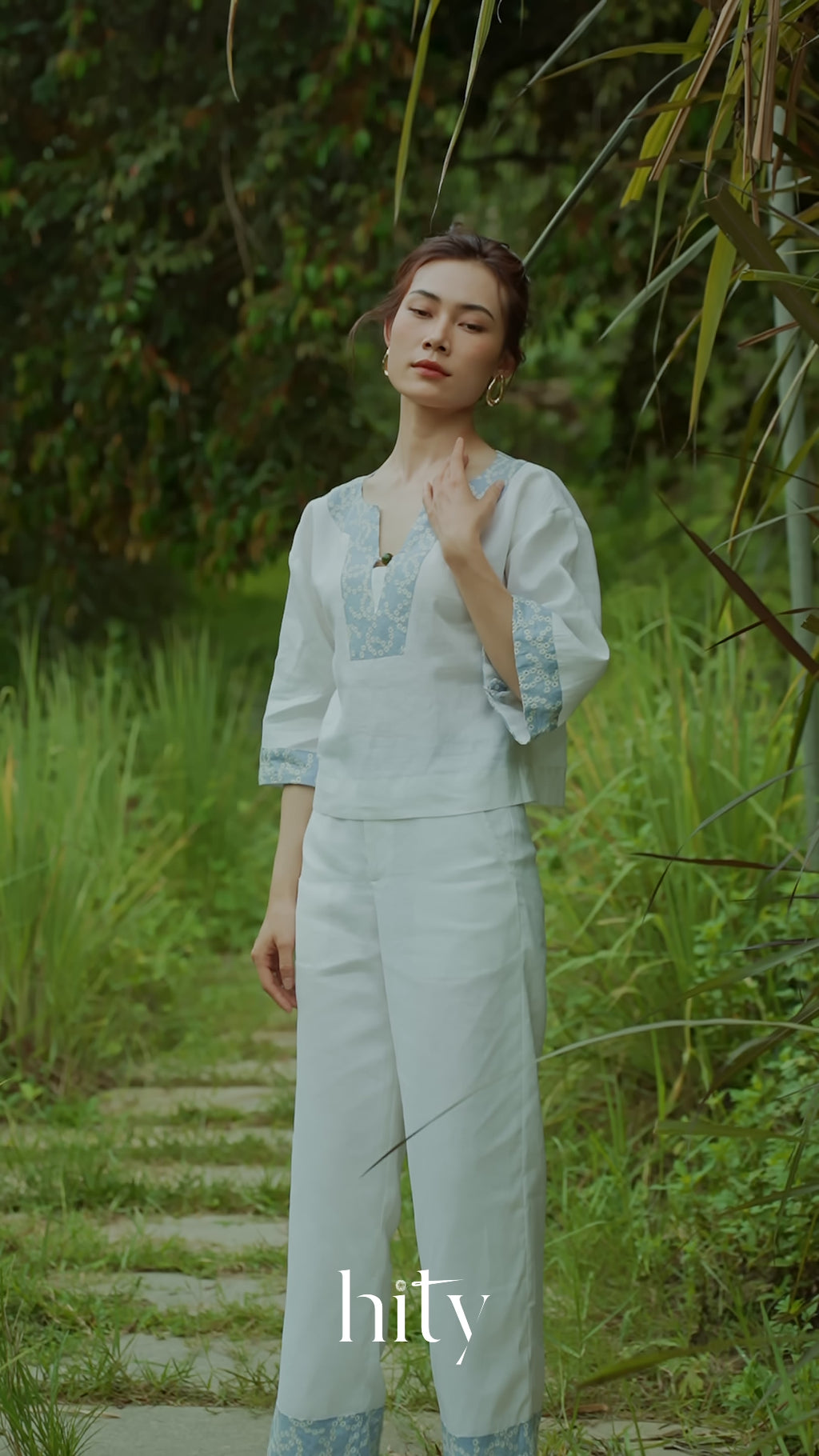 Đầm suông linen trắng phối thêu tay thời trang Hity