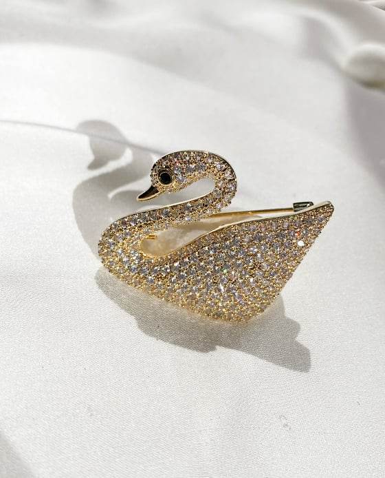 Cài Áo Thiên Nga Charlotte Vàng ACC146.48 - Hity