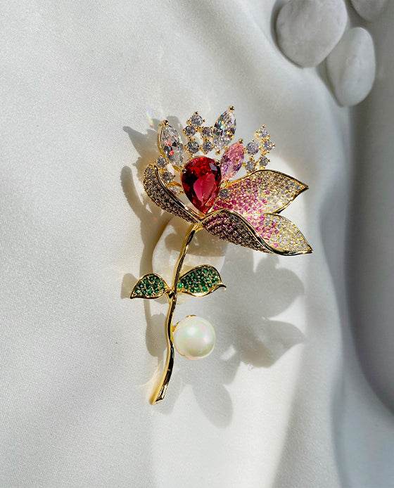 Cài Áo Lys Đỏ ACC137.19 - Hity