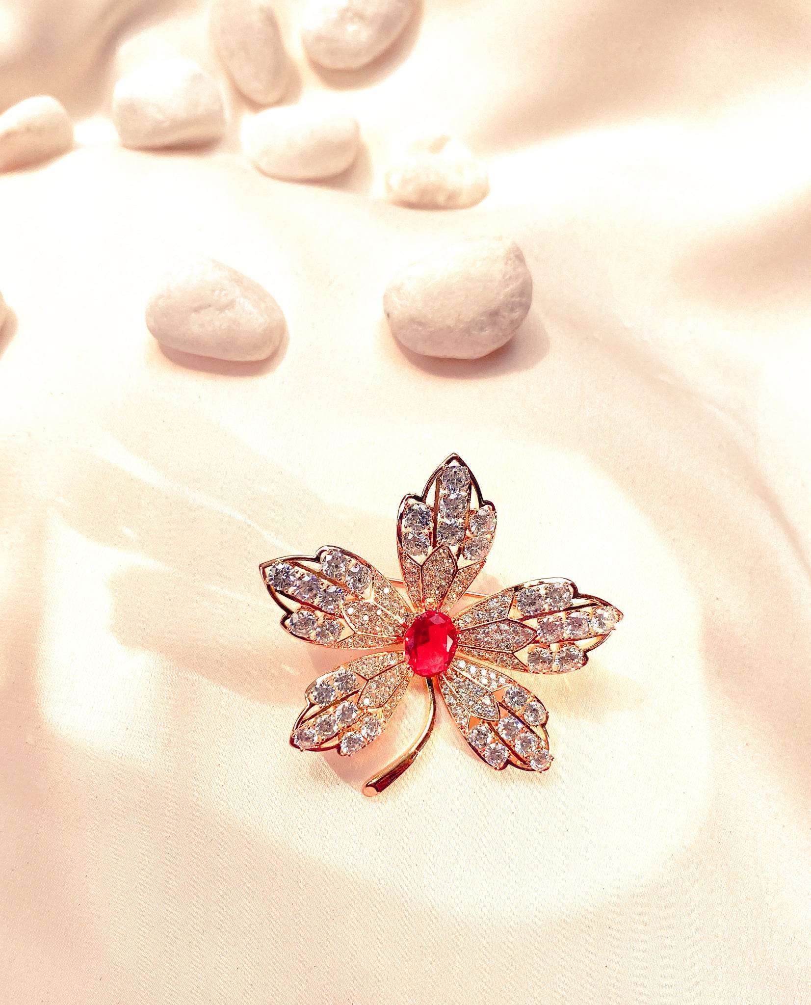 Cài Áo Lá Phong ACC146.23 - Hity